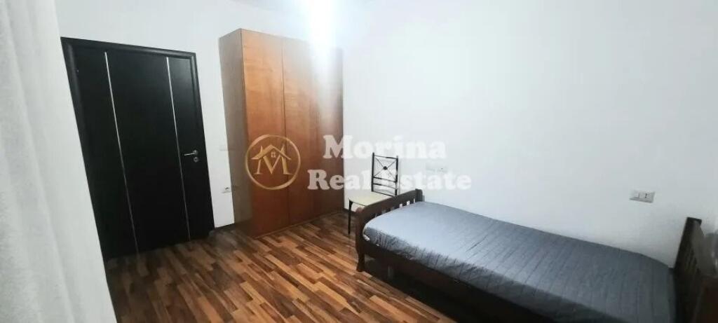 Affitto, Appartamento 2+1, Viale Zogu I , 650 euro/mese,