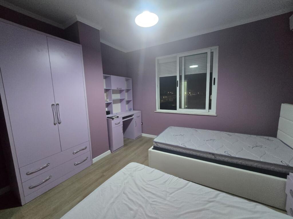 APARTAMENT ME QIRA 2+1 TE KOMUNA PARISIT PRANE KIKA