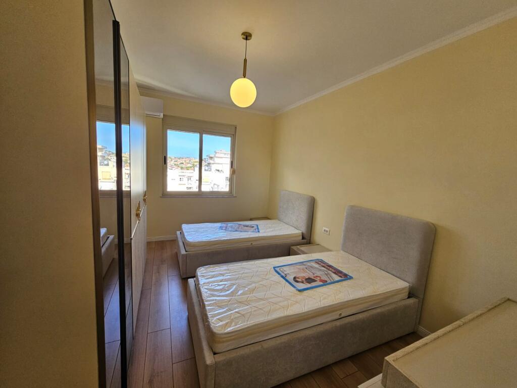 SUPER APPARTAMENTO IN VENDITA, COMPLETAMENTE ARREDATO, SPIAGGIA DI DURRËS