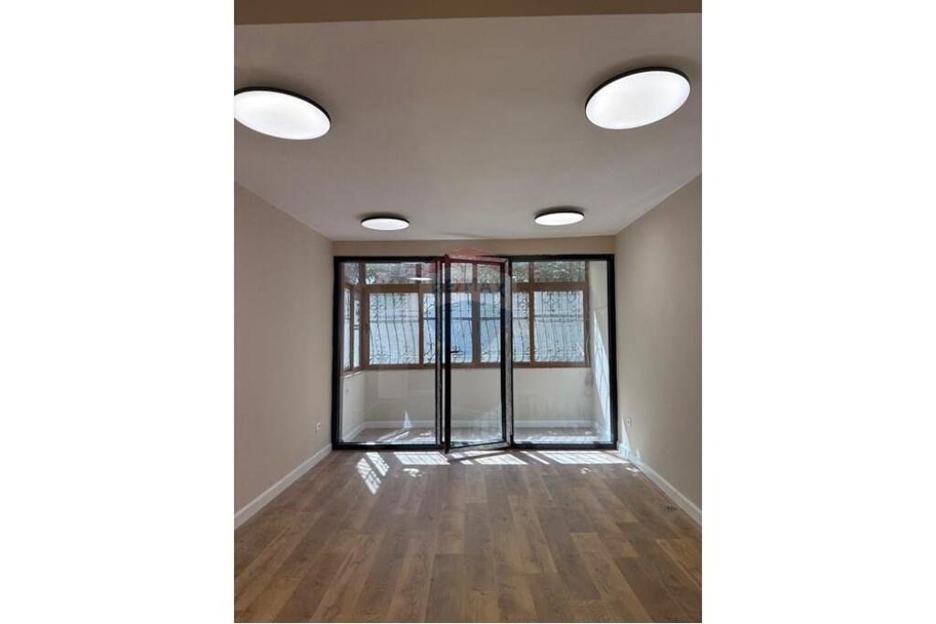 APARTAMENT 2+1 BOSH PER ZYRA TE MARGARITA TUTULANI