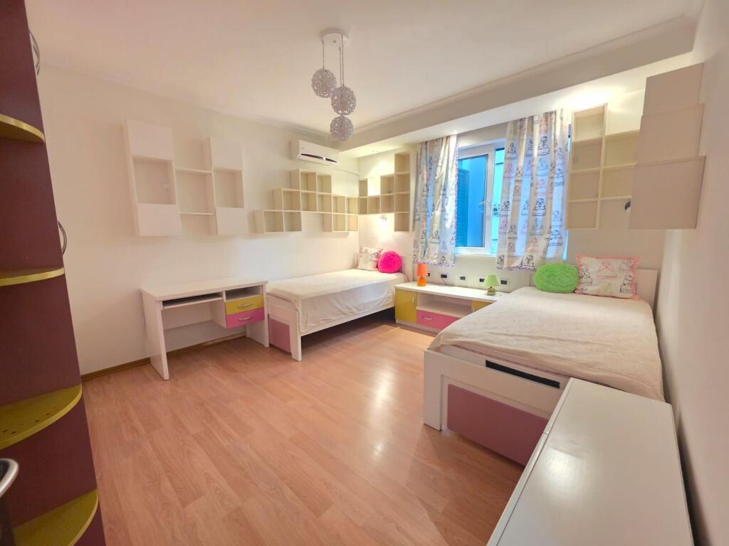 🏠Duplex for rent: 3+1+2wc (+ Balcony) 📍Res. Kodra e Diellit 1| 850€/month🔥 Absolute Quiet   Q5503 M.Gj  Division data:  - 2 bedrooms - 1 room / studio - 1 living room + 1 kitchen - 2 toilets  - 1 corridor  - 1 balcony  ✅TOTAL AREA: 140m² ✅Net Area: 128m² ✅FLOOR: 3  ✅BUILDING FLOORS: 5 ✅New building: Yes ✅Orientation: SW ✅ELEVATOR: NO ✅MORTGAGE: Yes  The apartment is located at the beginning of Residence Kodra e Diellit 1, overlooking Tirana. Very preferred location and absolute quiet.  • Large and bright space • Chiller system • Functional chimney • Dishwasher  • Air conditioner in every room  Price: 850€ net  *Advance payment (GUARANTEE WITH OWNER): 3 months  Tel / Whatsapp : 