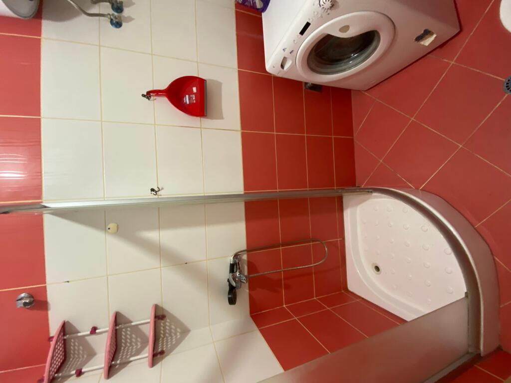 1+1, arredato a eja studio a astiir, prezzo 98 milioni