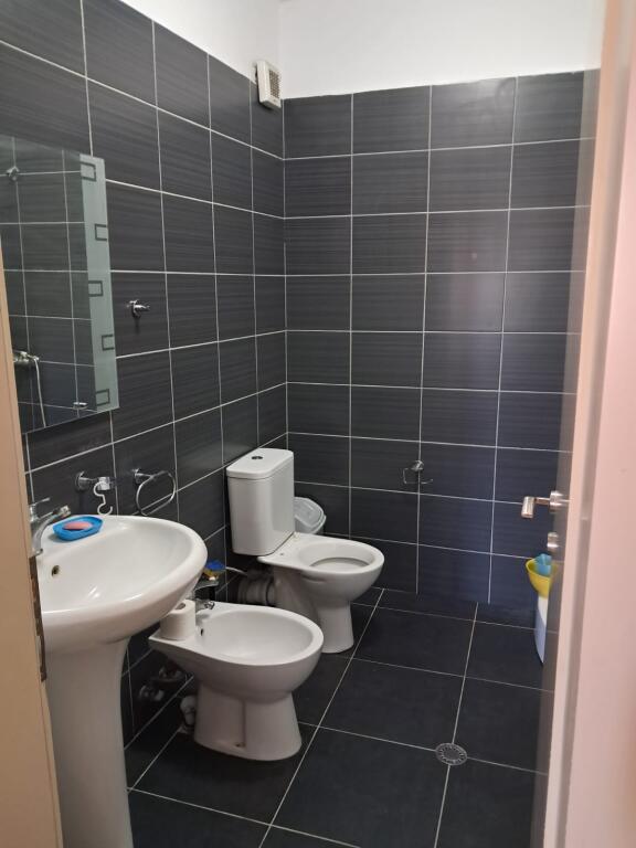 Jepet me qira apartament 2+1+2 ne Astir!
