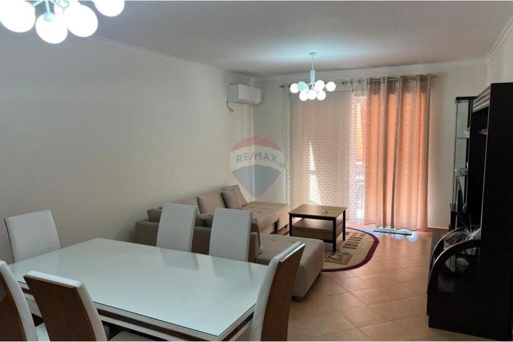 Apartament 2+1 Rruga e Kavajes ( Qender)