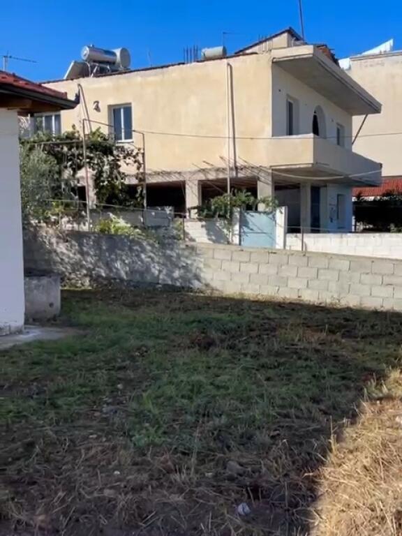 SHTEPI PRIVATE PER SHITJE NE SHKALLNUR, PLEPA DURRES