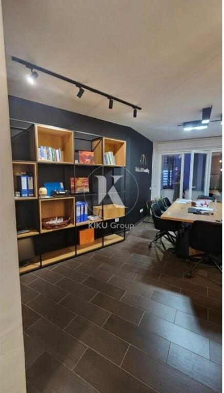 Ambjent me qera,prane le bon rruge e kosovareve,800 euro