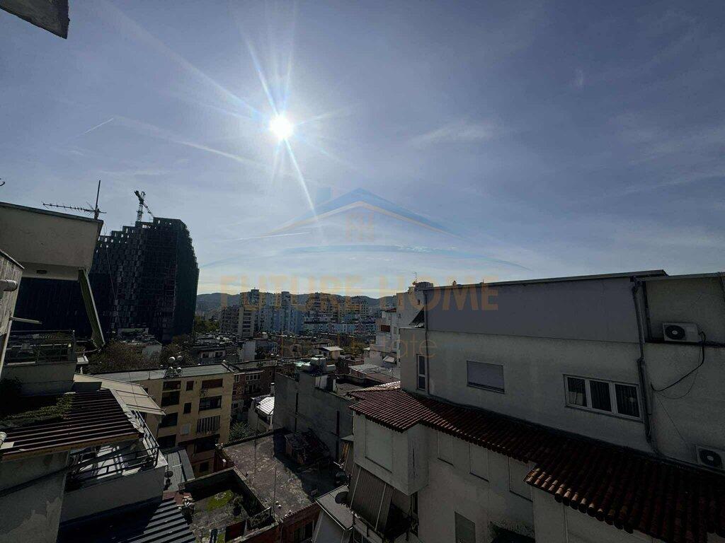 SHITET APARTAMENT 2+1+2 POSTE PARKIMI , MYSLYM SHYR