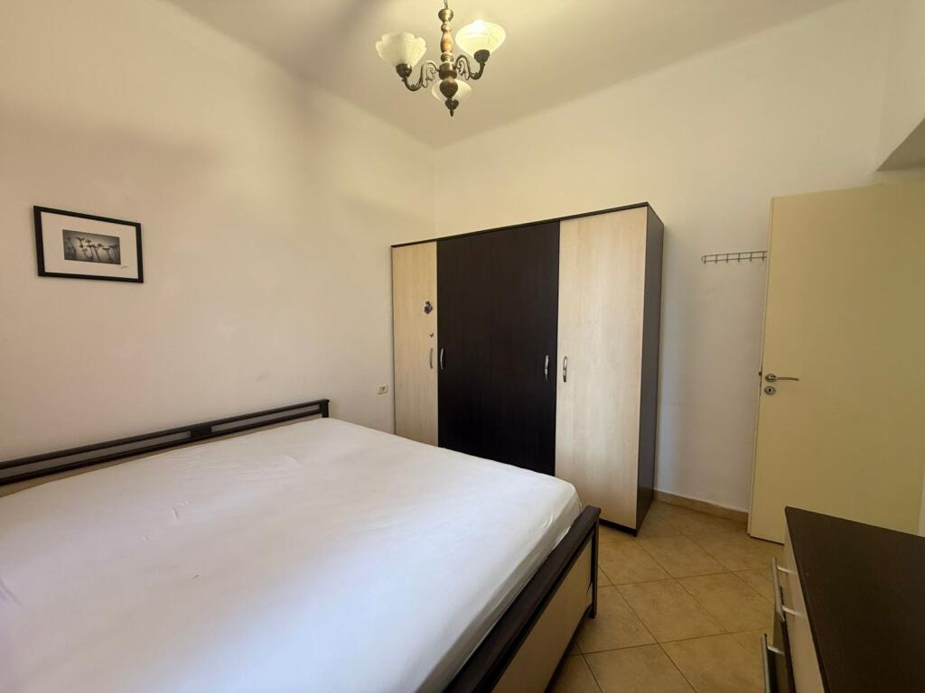 Appartamento in Vendita, IN Via Durazzo