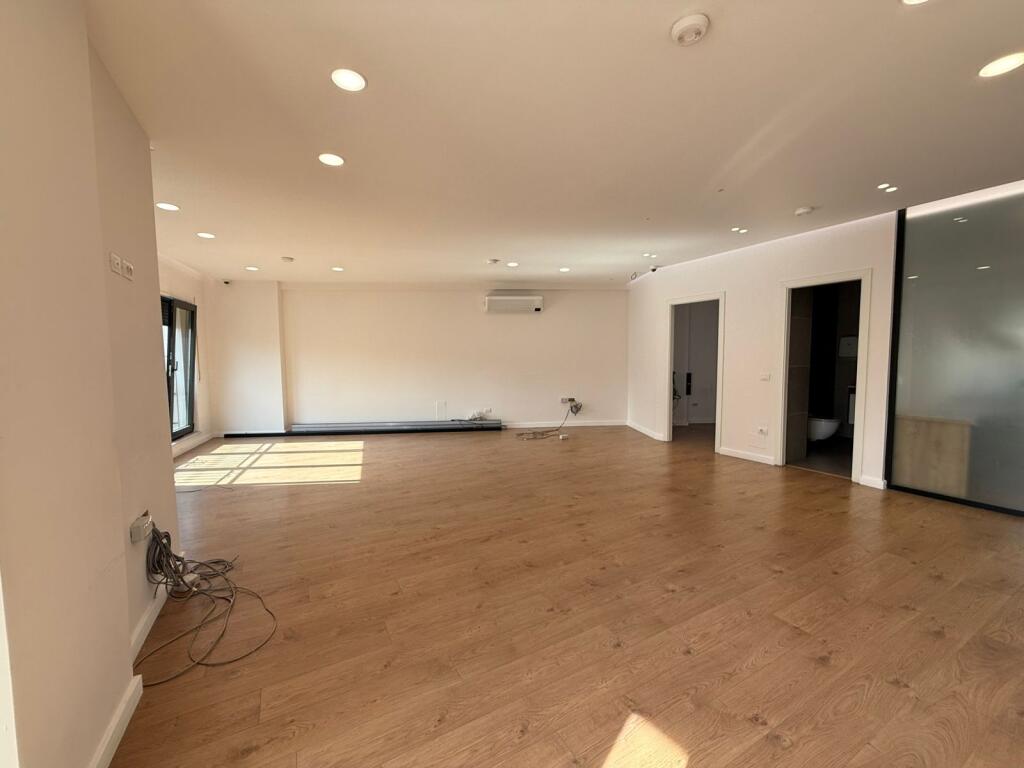 Apartment For Rent For Office, Mozart Building