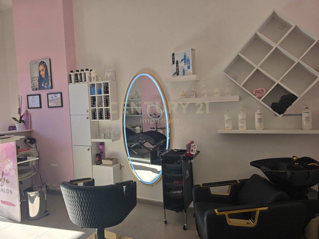Shitet Biznes Parukerie në Yzberish! 18,000 €