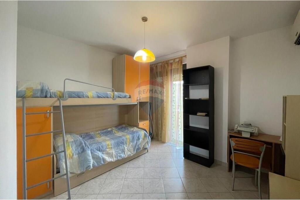 Apartment - For Rent - Qemal Stafa Street, Tirana