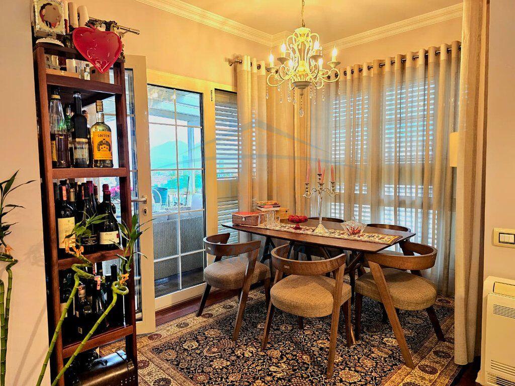 SHITET APARTAMENT 2+1+POST PARKIMI , LIQENI I THATE