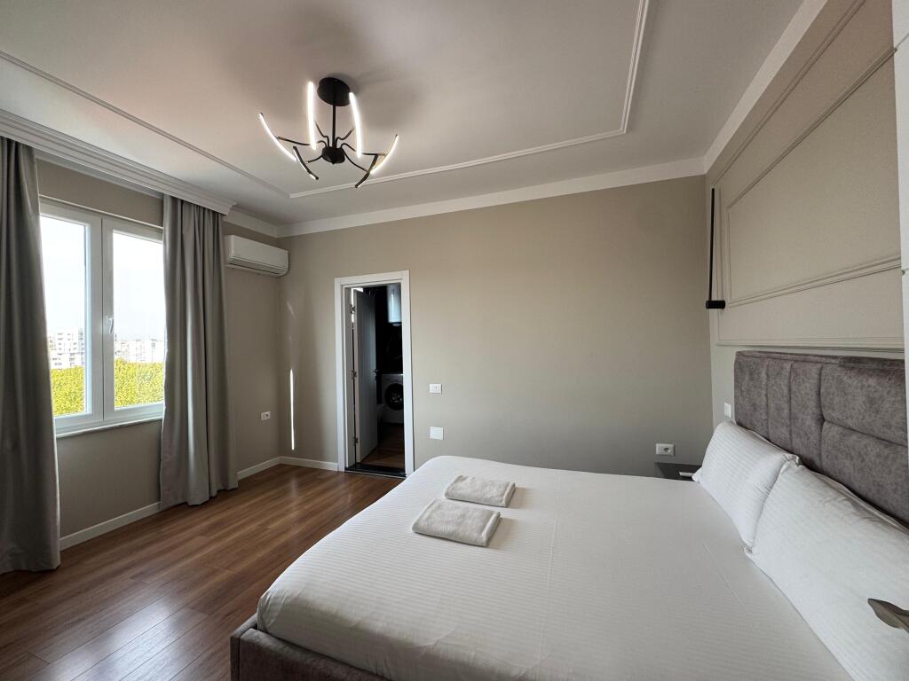Apartament 2+1+2 per shitje te Ish-Ekspozita