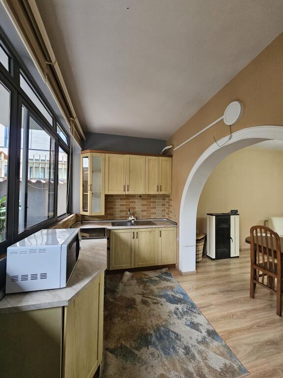 For Rent: House 2+1+Kitchen independent & 3 Parking Spaces (Yard) - *58,000 lek/month* 📍 Aviation Field - PARQUET | Air Conditioner