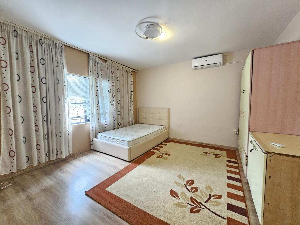 For Rent: House 2+1+Kitchen independent & 3 Parking Spaces (Yard) - *58,000 lek/month* 📍 Aviation Field - PARQUET | Air Conditioner