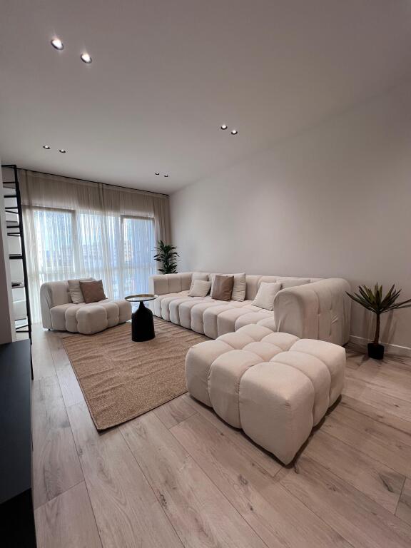 APARTMENT 1+1 FOR RENT Emerald Center