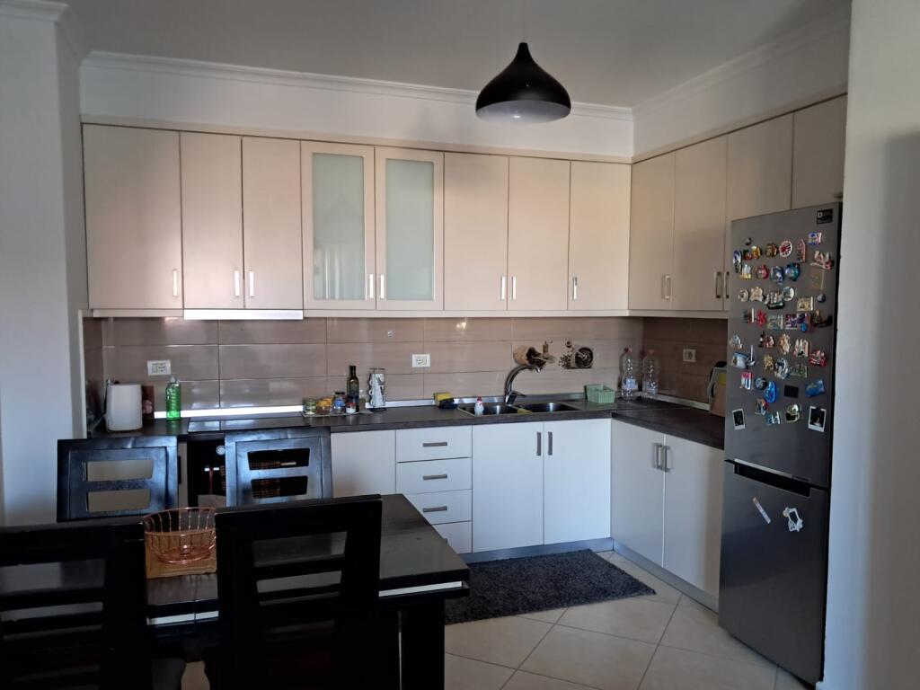 Jepet me qira apartament 2+1+2 ne Astir!
