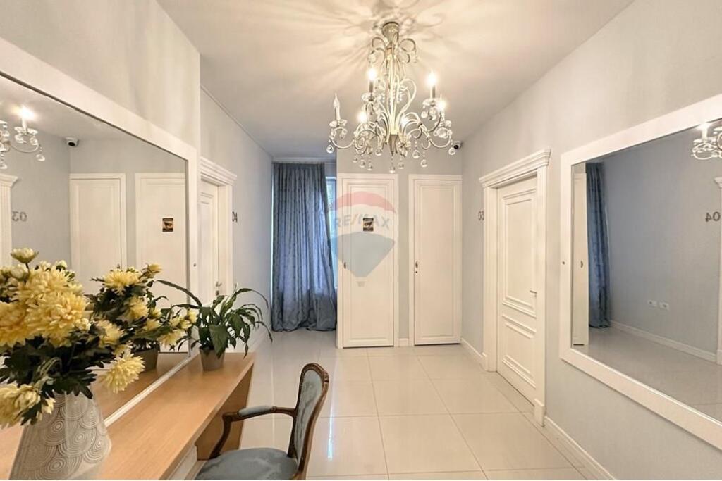 Tre garsoniere per shitje ne Bllok