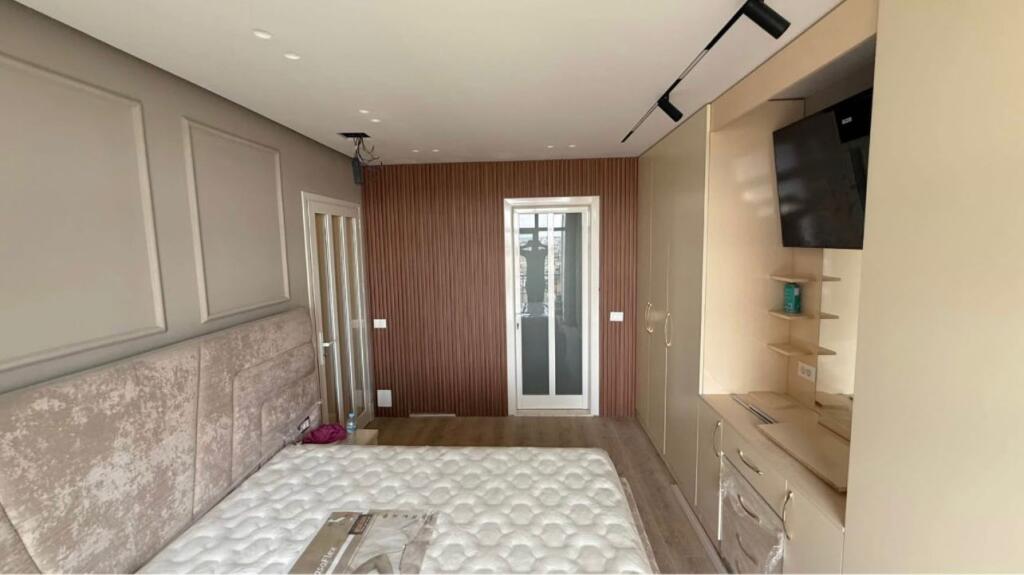 🏡 Shitet apartament 2+1 te prane Shkolles se Bashkuar