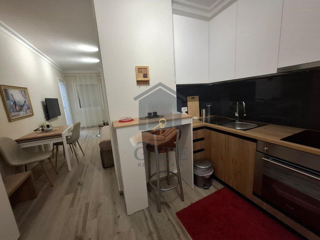 Jepet garsonierë me qira – Plazh, Durrës