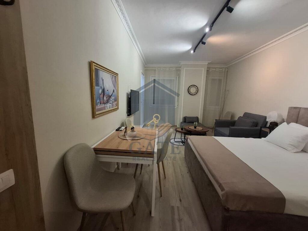 Jepet garsonierë me qira – Plazh, Durrës