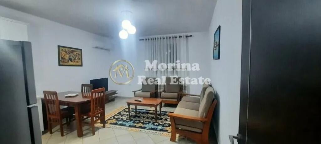 Affitto, Appartamento 2+1, Viale Zogu I , 650 euro/mese,