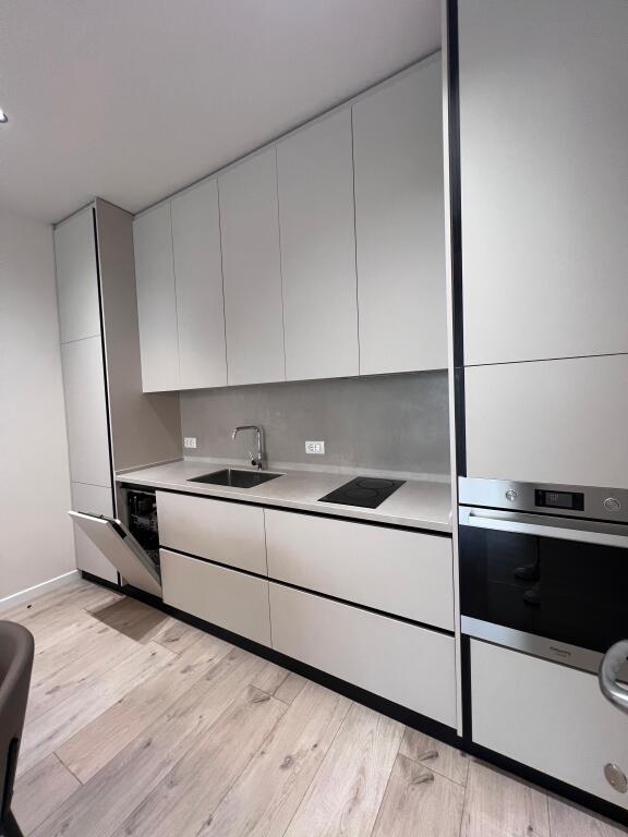 APARTMENT 1+1 FOR RENT Emerald Center