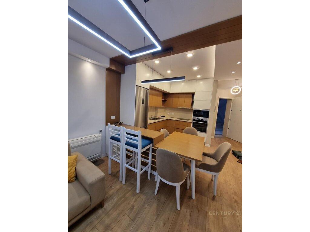 Affittasi Appartamento 2+1+2 – Vicino al Vecchio Parco, Tirana!