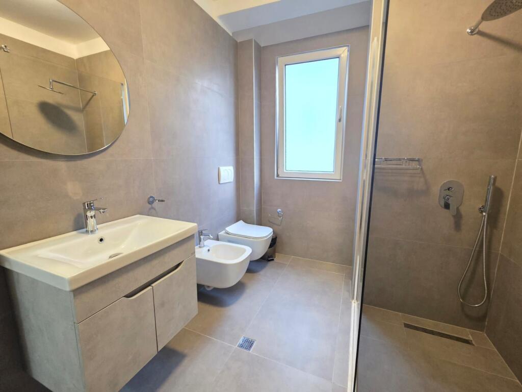 🏠Duplex for rent: 3+1+2wc (+ Balcony) 📍Res. Kodra e Diellit 1| 850€/month🔥 Absolute Quiet   Q5503 M.Gj  Division data:  - 2 bedrooms - 1 room / studio - 1 living room + 1 kitchen - 2 toilets  - 1 corridor  - 1 balcony  ✅TOTAL AREA: 140m² ✅Net Area: 128m² ✅FLOOR: 3  ✅BUILDING FLOORS: 5 ✅New building: Yes ✅Orientation: SW ✅ELEVATOR: NO ✅MORTGAGE: Yes  The apartment is located at the beginning of Residence Kodra e Diellit 1, overlooking Tirana. Very preferred location and absolute quiet.  • Large and bright space • Chiller system • Functional chimney • Dishwasher  • Air conditioner in every room  Price: 850€ net  *Advance payment (GUARANTEE WITH OWNER): 3 months  Tel / Whatsapp : 