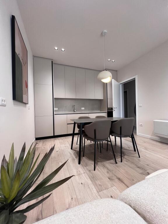 APARTMENT 1+1 FOR RENT Emerald Center