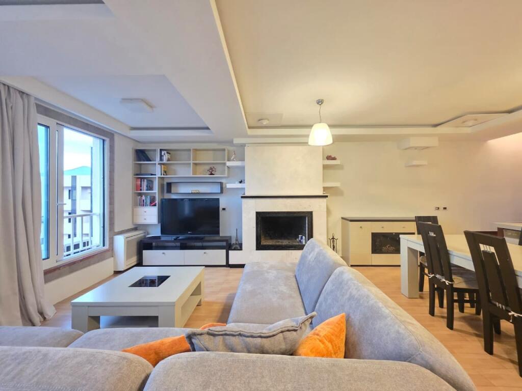 🏠Duplex for rent: 3+1+2wc (+ Balcony) 📍Res. Kodra e Diellit 1| 850€/month🔥 Absolute Quiet   Q5503 M.Gj  Division data:  - 2 bedrooms - 1 room / studio - 1 living room + 1 kitchen - 2 toilets  - 1 corridor  - 1 balcony  ✅TOTAL AREA: 140m² ✅Net Area: 128m² ✅FLOOR: 3  ✅BUILDING FLOORS: 5 ✅New building: Yes ✅Orientation: SW ✅ELEVATOR: NO ✅MORTGAGE: Yes  The apartment is located at the beginning of Residence Kodra e Diellit 1, overlooking Tirana. Very preferred location and absolute quiet.  • Large and bright space • Chiller system • Functional chimney • Dishwasher  • Air conditioner in every room  Price: 850€ net  *Advance payment (GUARANTEE WITH OWNER): 3 months  Tel / Whatsapp : 