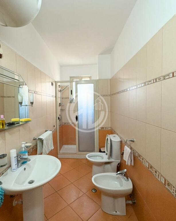 Appartamento 2+1+2 in Affitto – vicino al Tribunale, Durrës