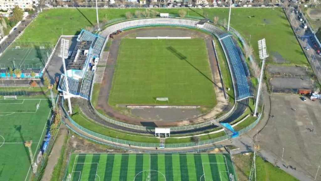 APPARTAMENTO 2+1 IN VENDITA VICINO ALLO STADIO NIKO DOVANA, DURRËS