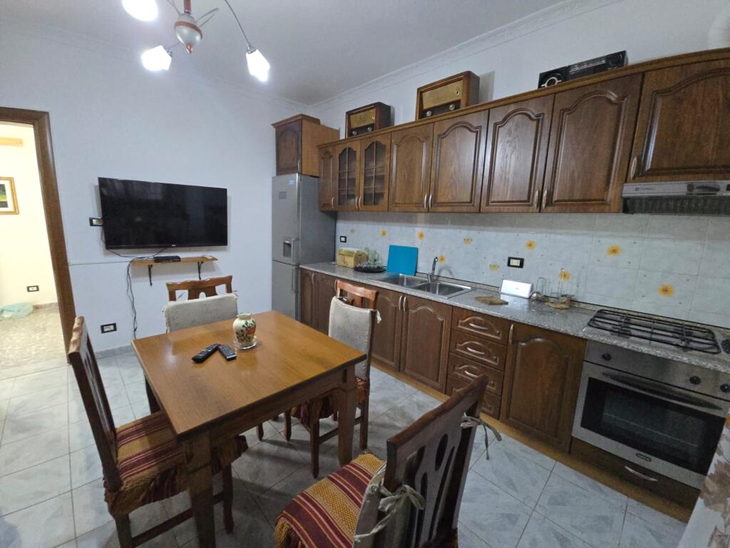 CASA IN AFFITTO 1 PIANO CENTRO, DURRES