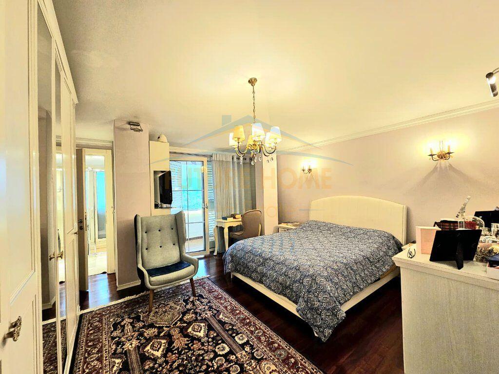 SHITET APARTAMENT 2+1+POST PARKIMI , LIQENI I THATE