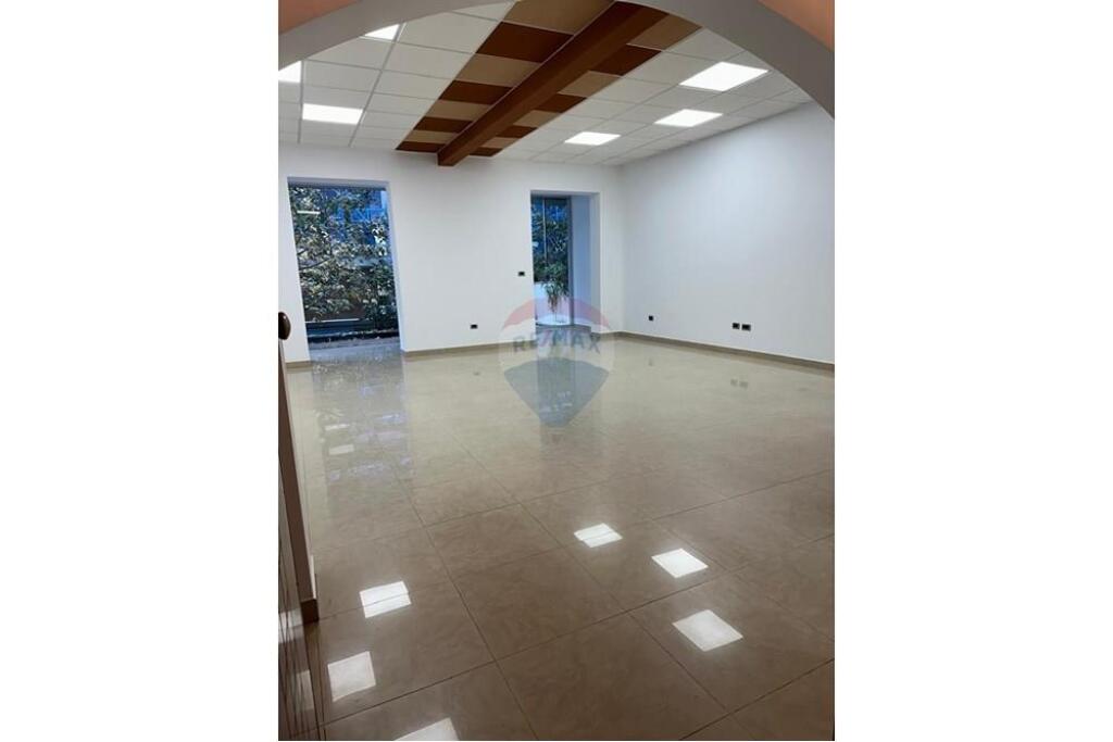 Jepet Zyre me Qira ne Bllok !