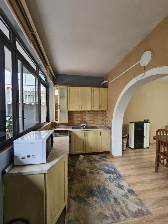 For Rent: House 2+1+Kitchen independent & 3 Parking Spaces (Yard) - *58,000 lek/month* 📍 Aviation Field - PARQUET | Air Conditioner