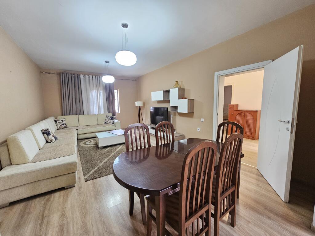 For Rent: House 2+1+Kitchen independent & 3 Parking Spaces (Yard) - *58,000 lek/month* 📍 Aviation Field - PARQUET | Air Conditioner