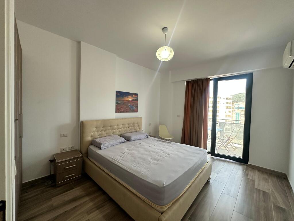 Apartament me qira 2+1/Vlorë