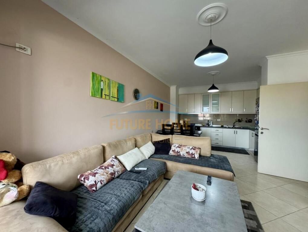 Affitto,Appartamento 2+1+2,Unaza e Re,Tirana