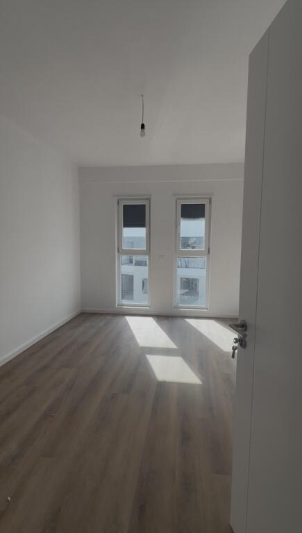 Apartament në shitje paskuqan