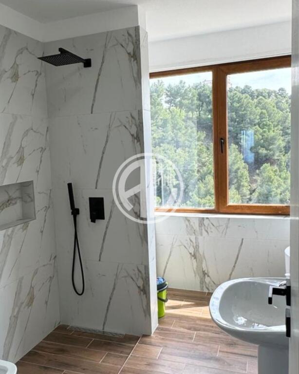 Super Appartamento 1+1 con Vista Fantastica sul Mare in Affitto, Durazzo