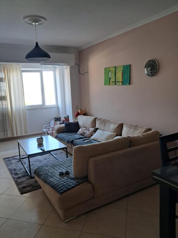 Jepet me qira apartament 2+1+2 ne Astir!
