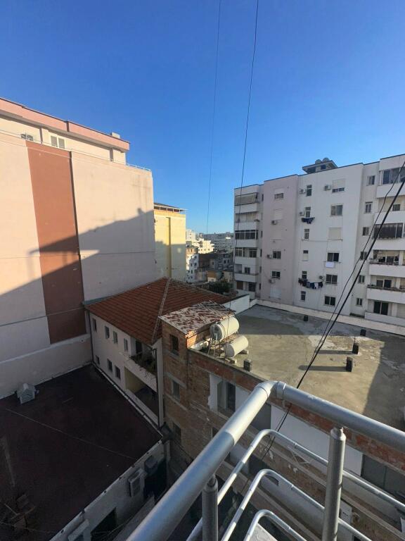 OCCASIONE 🔥 🏡 VENDESI 2+1+2 con due balconi 📍ASILO SOTIR NOKA QUARTIERE 6📲