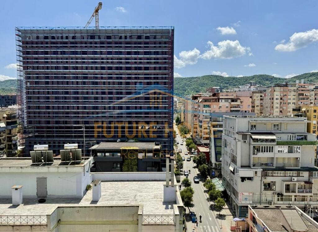 Shitet, Apartament 2+1+2,  White Tower Residence, Komuna e Parisit.