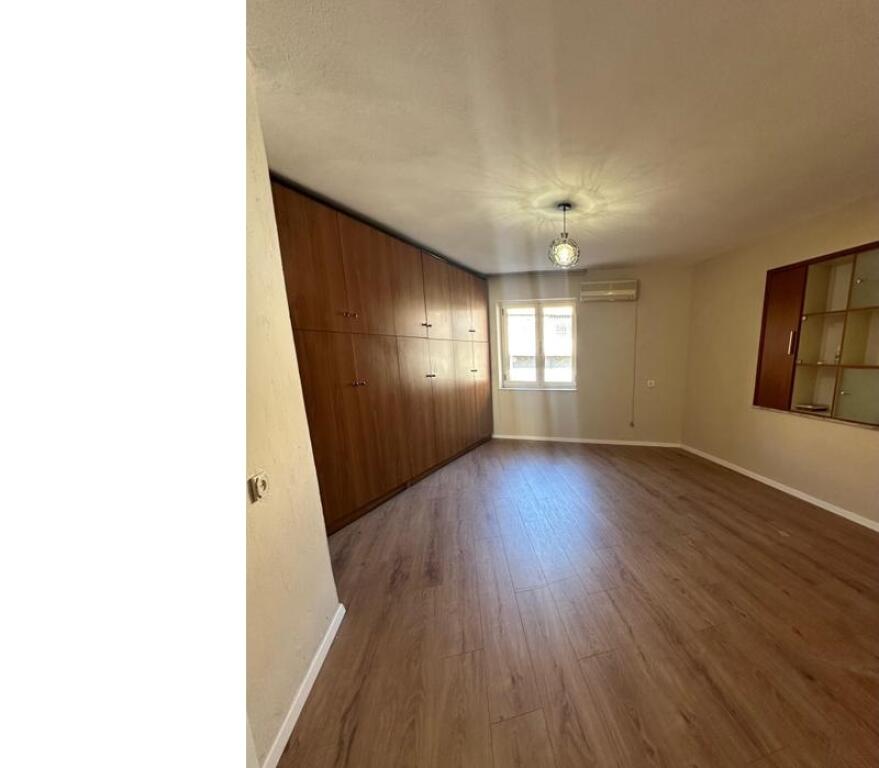 Apartment for sale 2+1 in Kombinat