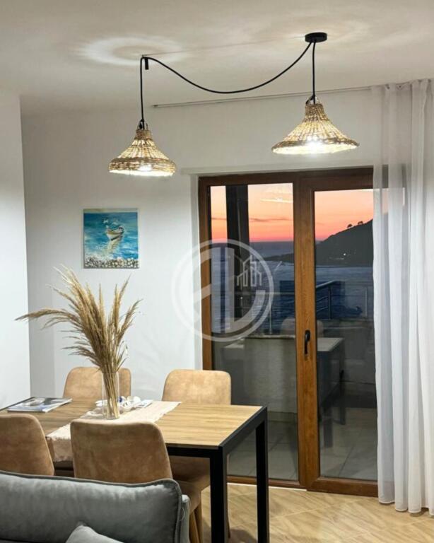 Super Appartamento 1+1 con Vista Fantastica sul Mare in Affitto, Durazzo