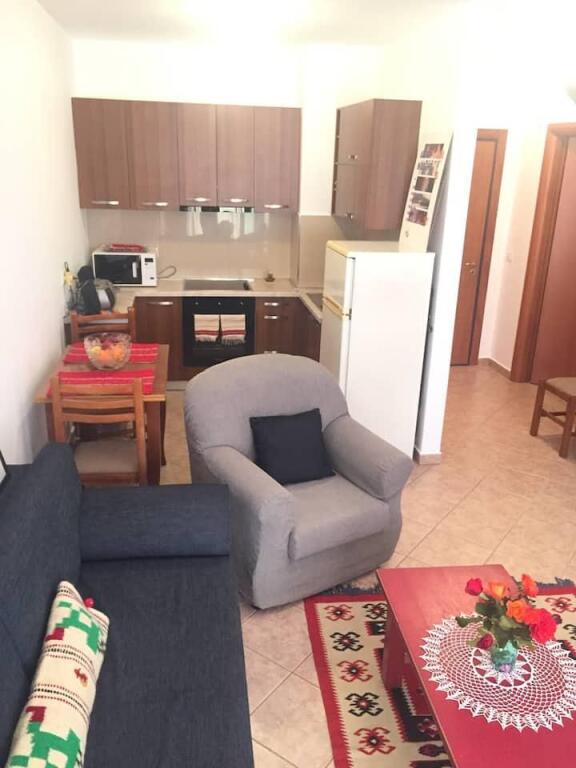 Appartamento 1+1+balcone 400€ Rruga Myslym Shyri