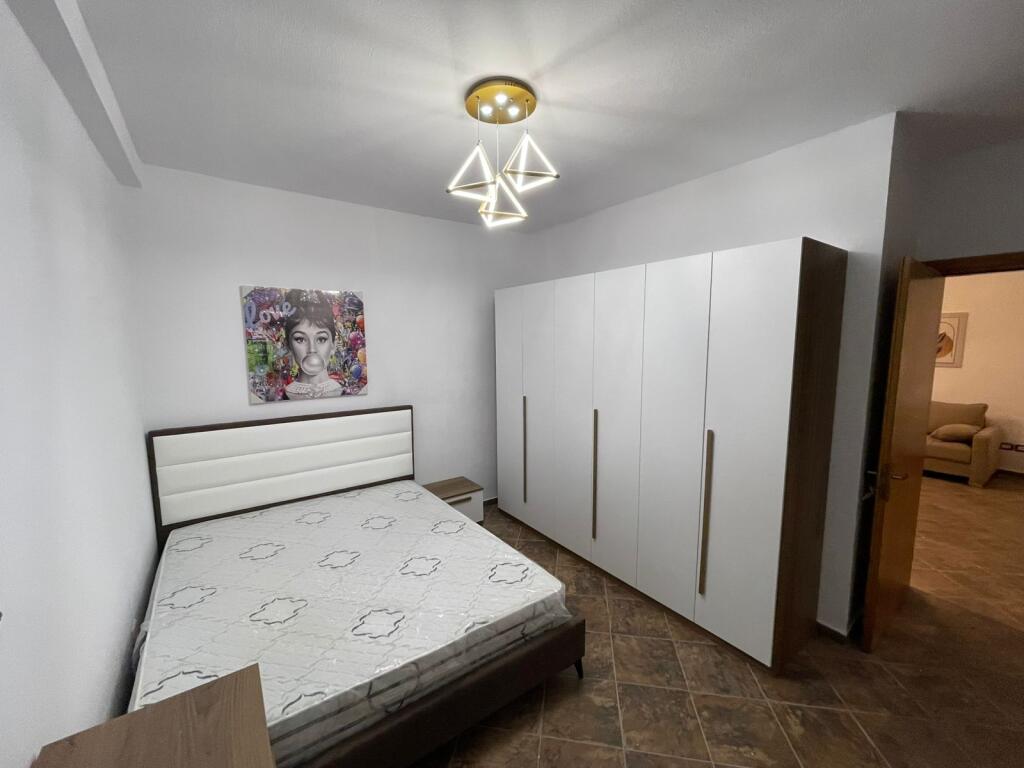 APPARTAMENTO 1+1 IN VENDITA SULLA SPIAGGIA DI DURRËS, CON VISTA MARE