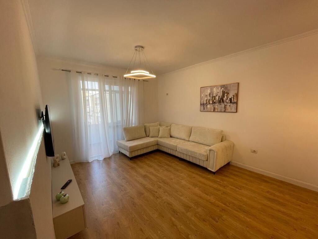Apartament 1+1 per shitje ne Astir
